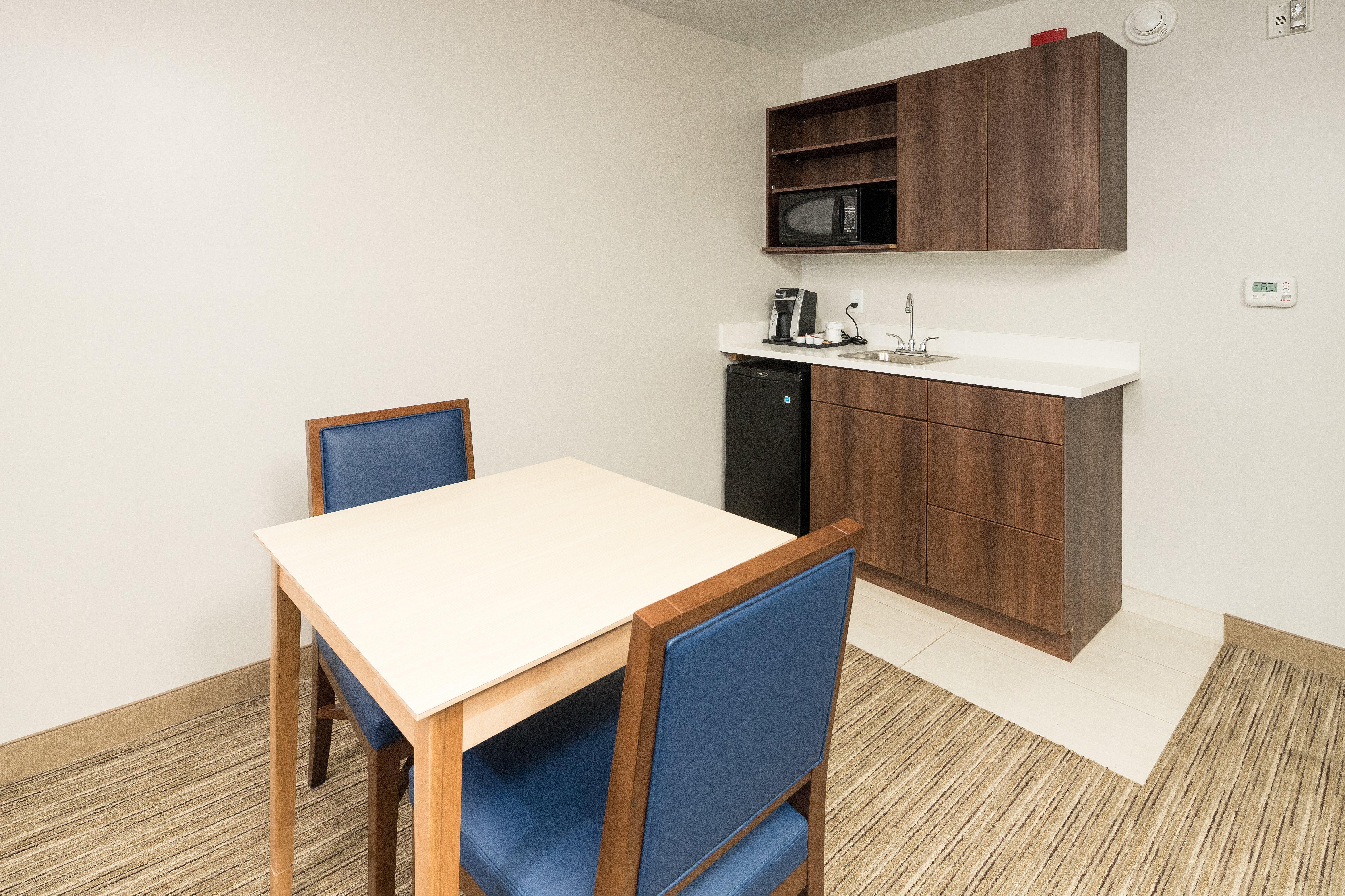 Holiday Inn Express & Suites - Portage By Ihg Exterior foto